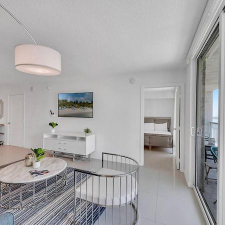 Luxurious Private Unit With Parking Apartamento Miami Exterior foto