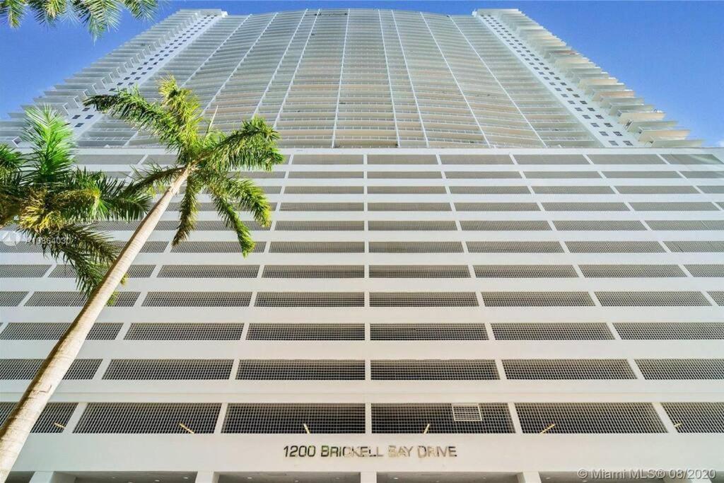Luxurious Private Unit With Parking Apartamento Miami Exterior foto