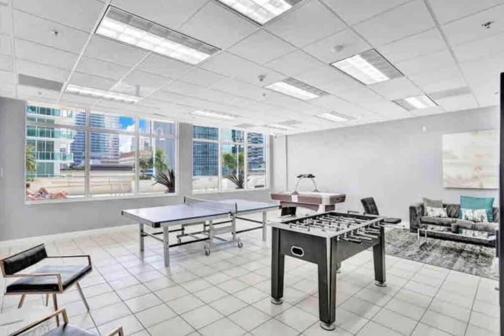 Luxurious Private Unit With Parking Apartamento Miami Exterior foto