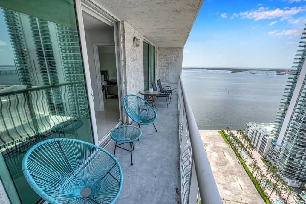 Luxurious Private Unit With Parking Apartamento Miami Exterior foto